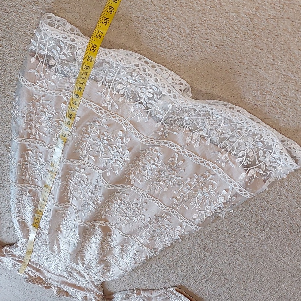 Veiled Collection Cream and White Embroidered Maxi Dress Sz XS - Picture 16 of 17